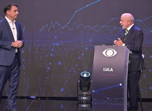 campanha-de-lula-apresenta-acordo-com-flavio-para-abrir-sigilos